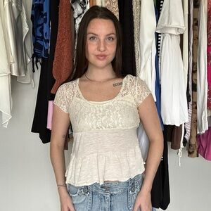 Self Esteem Cream Lace Babydoll Top Size M Y2K Peplum